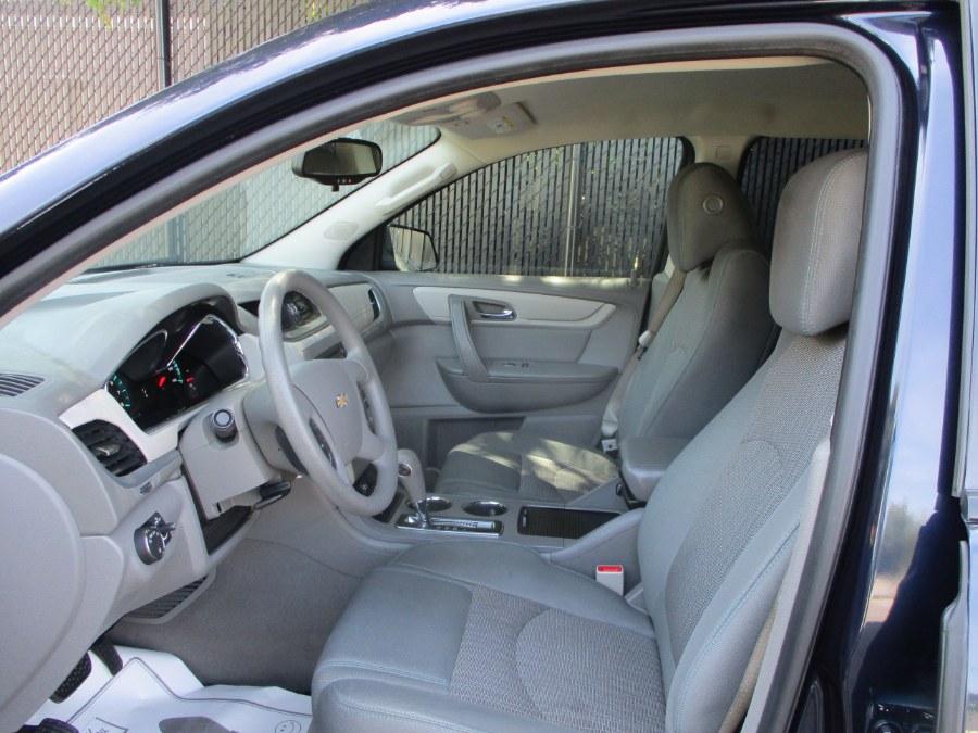 2017 Chevrolet Traverse FWD 4dr LS w/1LS, available for sale in Massapequa, New York | South Shore Auto Brokers & Sales. Massapequa, New York 2017 Chevrolet Traverse FWD 4dr LS w/1LS, available for sale in Massapequa, New York | South Shore Auto Brokers & Sales. Massapequa, New York