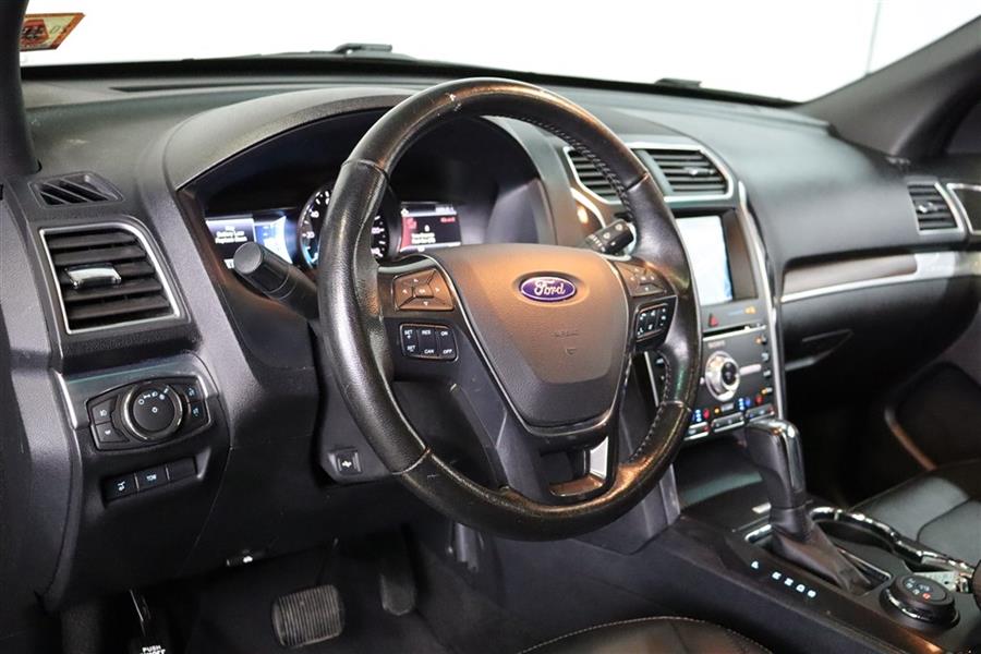 Used Ford Explorer LIMITED 2017 | Fast Track Motors. Paterson, New Jersey Used Ford Explorer LIMITED 2017 | Fast Track Motors. Paterson, New Jersey