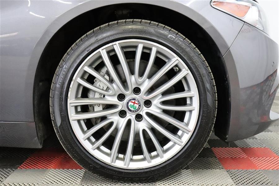 Used Alfa Romeo Giulia TI Q4 2017 | Fast Track Motors. Paterson, New Jersey Used Alfa Romeo Giulia TI Q4 2017 | Fast Track Motors. Paterson, New Jersey