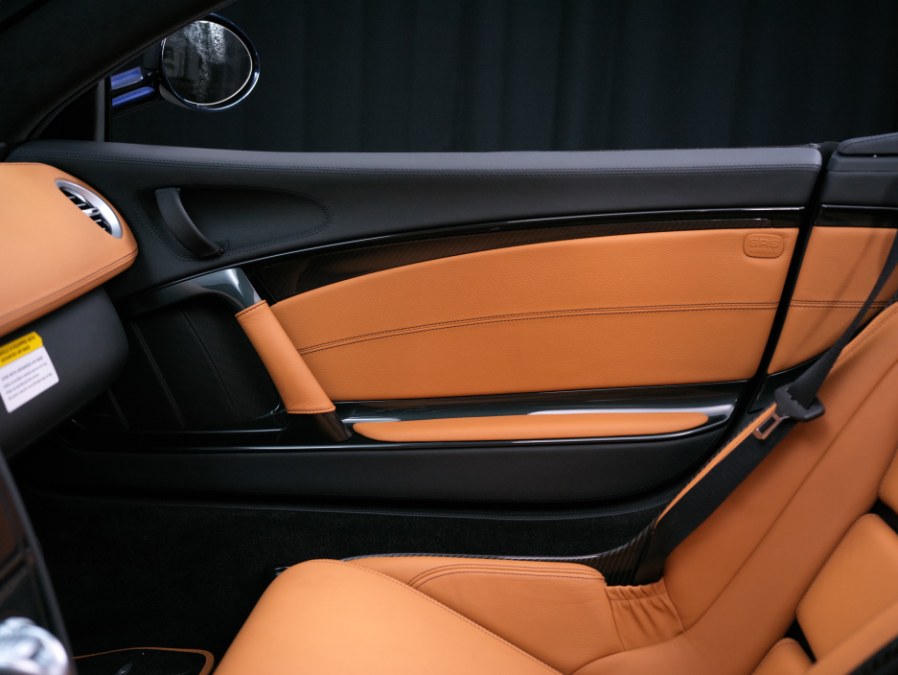 2009 Mercedes-Benz SLR McLaren 2dr Roadster 5.5L, available for sale in North Salem, New York | Meccanic Shop North Inc. North Salem, New York 2009 Mercedes-Benz SLR McLaren 2dr Roadster 5.5L, available for sale in North Salem, New York | Meccanic Shop North Inc. North Salem, New York