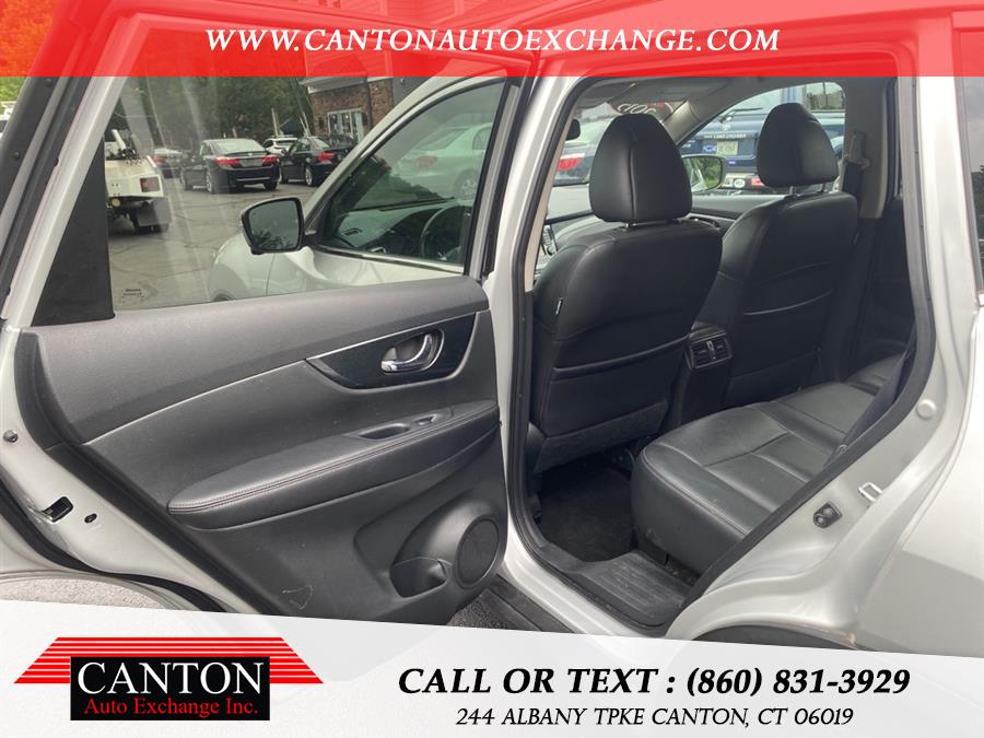 Used Nissan Rogue SL 2015 | Canton Auto Exchange. Canton, Connecticut Used Nissan Rogue SL 2015 | Canton Auto Exchange. Canton, Connecticut