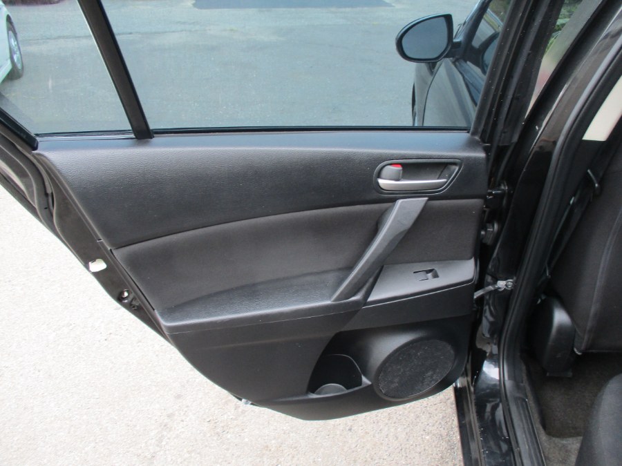 Used Mazda Mazda3 i 2010 | Cos Central Auto. Meriden, Connecticut Used Mazda Mazda3 i 2010 | Cos Central Auto. Meriden, Connecticut