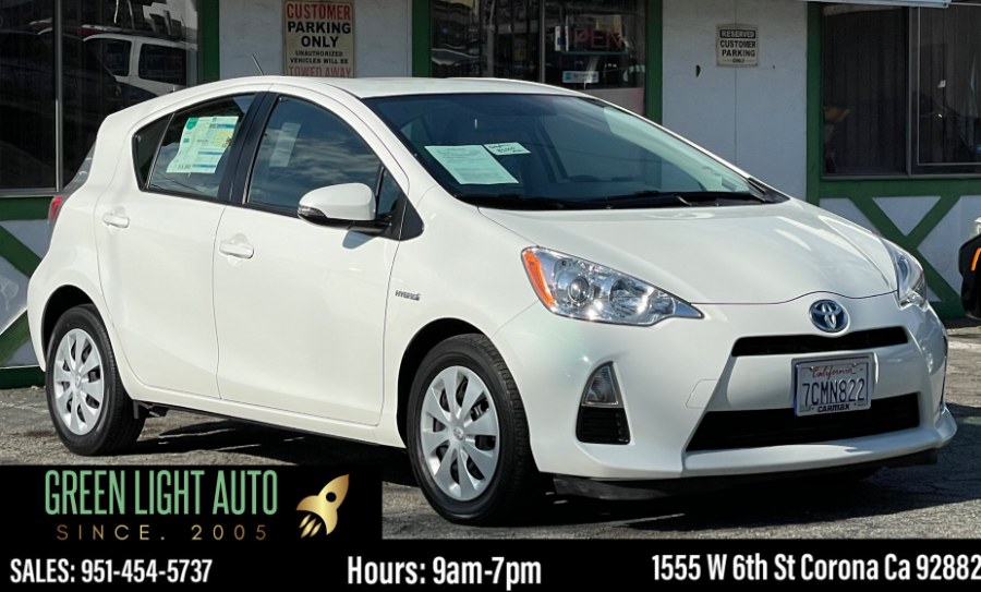2013 Toyota Prius c 5dr HB Three (Natl), available for sale in Corona, California | Green Light Auto. Corona, California 2013 Toyota Prius c 5dr HB Three (Natl), available for sale in Corona, California | Green Light Auto. Corona, California