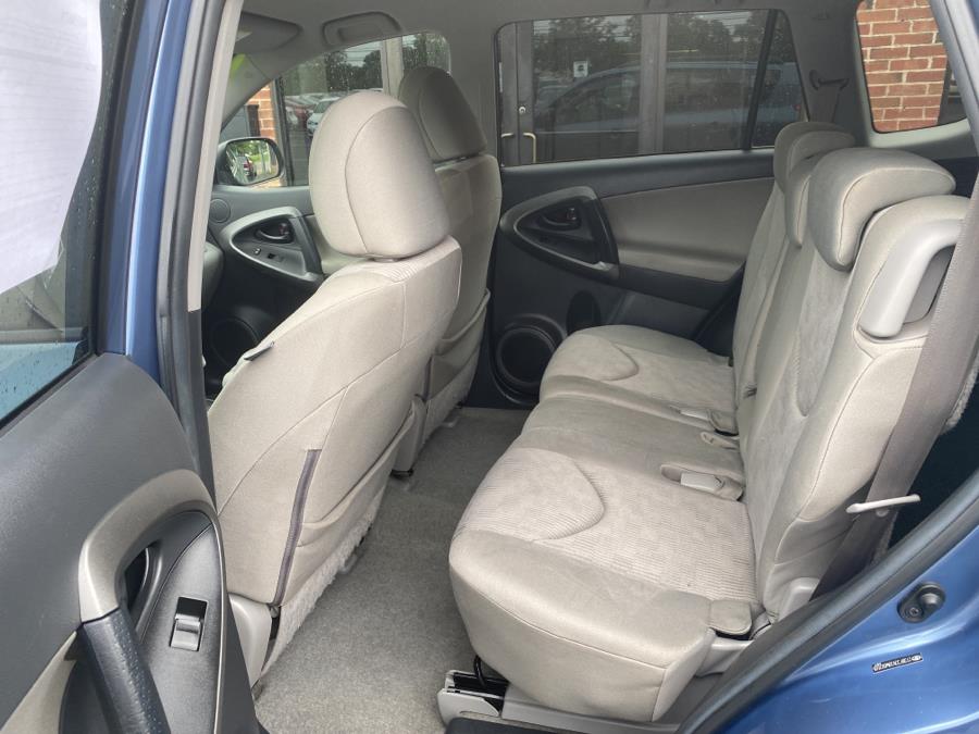 Used Toyota RAV4 4WD 4dr 4-cyl 4-Spd AT 2009 | Newfield Auto Sales. Middletown, Connecticut Used Toyota RAV4 4WD 4dr 4-cyl 4-Spd AT 2009 | Newfield Auto Sales. Middletown, Connecticut