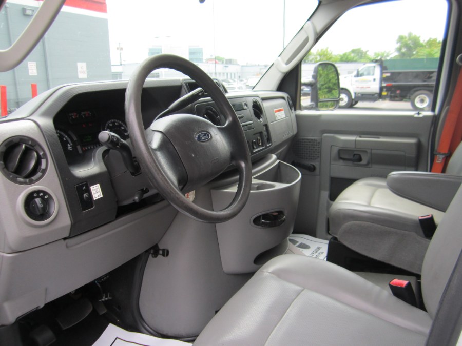 Used Ford Econoline Commercial Cutaway E-350 Super Duty 138" SRW 2014 | A-Tech. Medford, Massachusetts Used Ford Econoline Commercial Cutaway E-350 Super Duty 138" SRW 2014 | A-Tech. Medford, Massachusetts