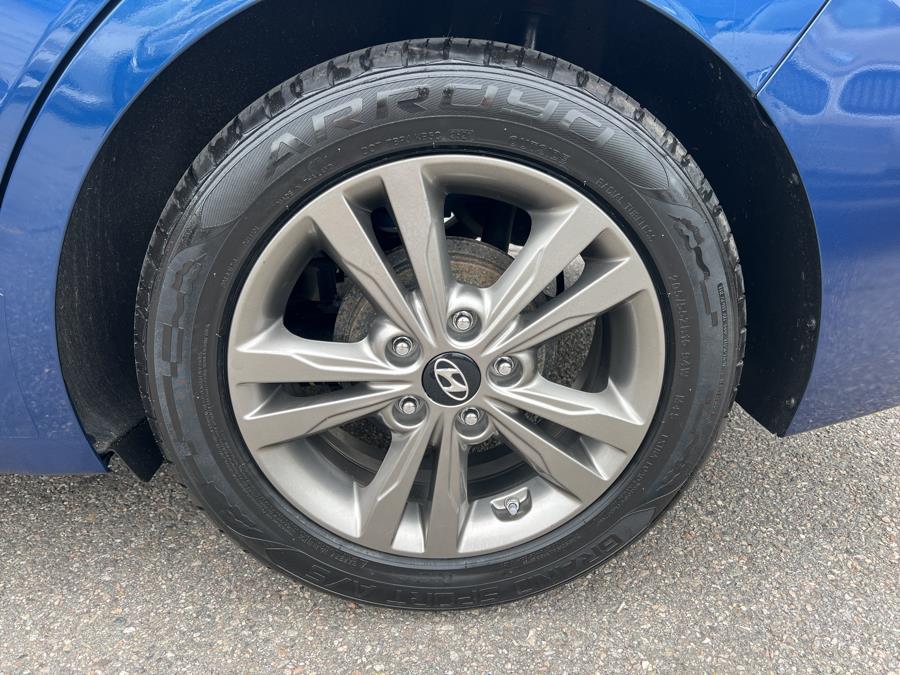 2017 Hyundai Elantra SE 2.0L Auto (Alabama) (Disc) *Ltd Avail*, available for sale in Springfield, Massachusetts | Absolute Motors Inc. Springfield, Massachusetts 2017 Hyundai Elantra SE 2.0L Auto (Alabama) (Disc) *Ltd Avail*, available for sale in Springfield, Massachusetts | Absolute Motors Inc. Springfield, Massachusetts