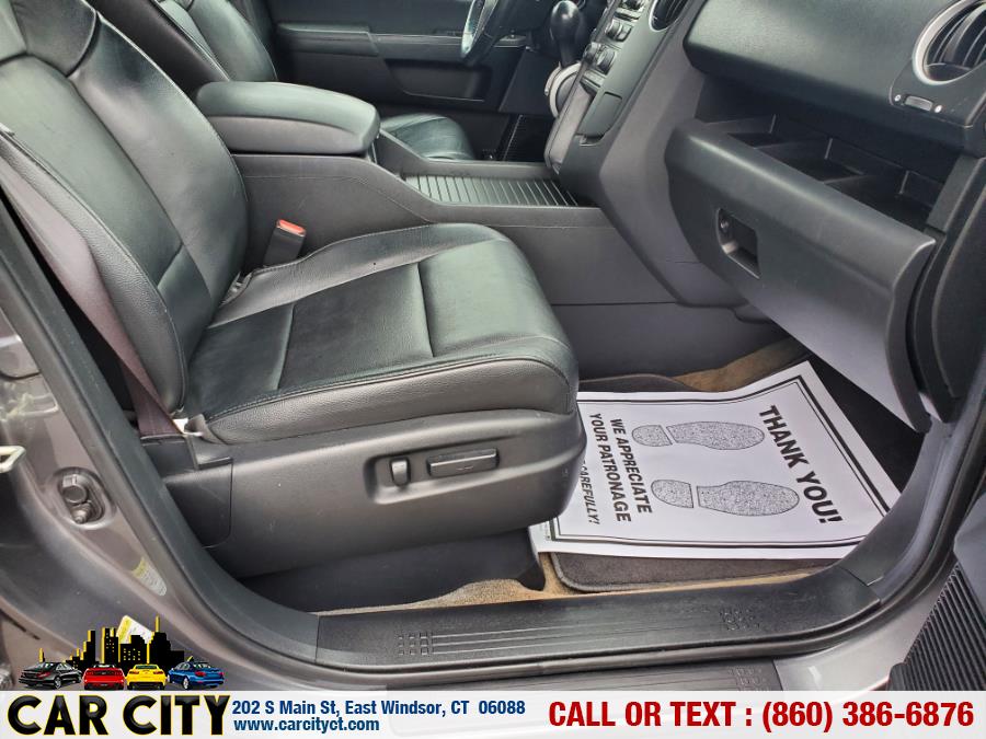 2013 Honda Pilot 4WD 4dr EX-L, available for sale in East Windsor, Connecticut | Car City LLC. East Windsor, Connecticut 2013 Honda Pilot 4WD 4dr EX-L, available for sale in East Windsor, Connecticut | Car City LLC. East Windsor, Connecticut