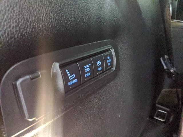Used Ford Explorer Sport 4WD w/ Navi & rearCam 2017 | Car Revolution. Maple Shade, New Jersey Used Ford Explorer Sport 4WD w/ Navi & rearCam 2017 | Car Revolution. Maple Shade, New Jersey