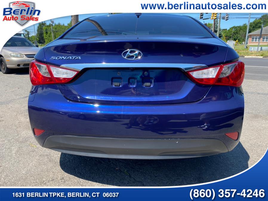 Used Hyundai Sonata 4dr Sdn 2.4L Auto GLS 2014 | Berlin Auto Sales LLC. Berlin, Connecticut Used Hyundai Sonata 4dr Sdn 2.4L Auto GLS 2014 | Berlin Auto Sales LLC. Berlin, Connecticut