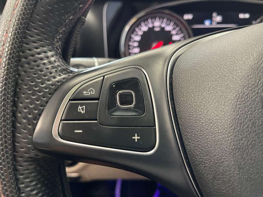 Used Mercedes-Benz E-Class E 300 Luxury RWD Sedan 2017 | 5 Towns Drive. Inwood, New York Used Mercedes-Benz E-Class E 300 Luxury RWD Sedan 2017 | 5 Towns Drive. Inwood, New York