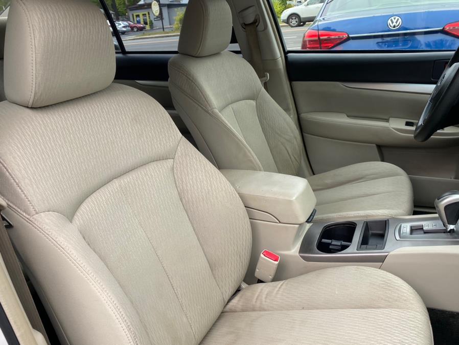 Used Subaru Legacy 4dr Sdn H4 Auto 2.5i 2012 | Lava Motors 2 Inc. Canton, Connecticut Used Subaru Legacy 4dr Sdn H4 Auto 2.5i 2012 | Lava Motors 2 Inc. Canton, Connecticut