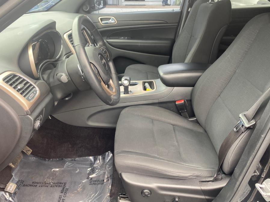 Used Jeep Grand Cherokee 4WD 4dr Altitude 2015 | Lava Motors 2 Inc. Canton, Connecticut Used Jeep Grand Cherokee 4WD 4dr Altitude 2015 | Lava Motors 2 Inc. Canton, Connecticut