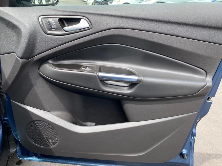 Used Ford Escape SEL 4WD 2018 | Lava Motors 2 Inc. Canton, Connecticut Used Ford Escape SEL 4WD 2018 | Lava Motors 2 Inc. Canton, Connecticut