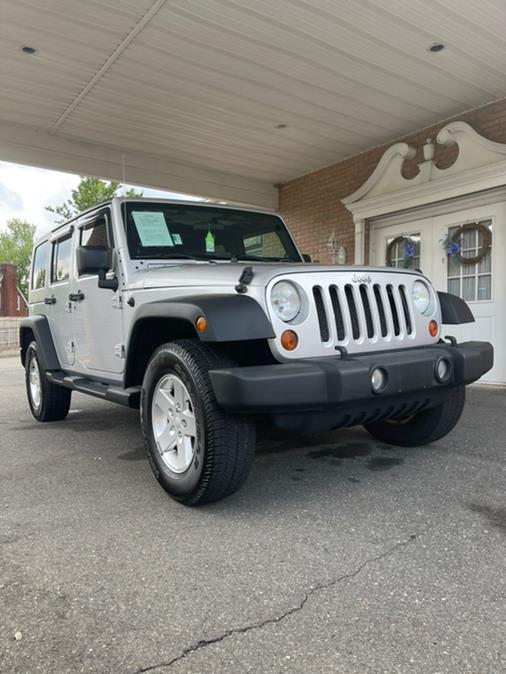 2009 Jeep Wrangler Unlimited 4WD 4dr X, available for sale in New Britain, Connecticut | Supreme Automotive. New Britain, Connecticut