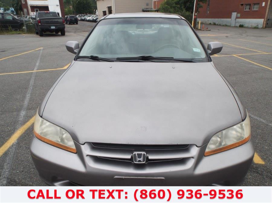 Used Honda Accord Sdn 4dr Sdn EX Auto V6 W/Leather 2000 | Lee Motors Sales Inc. Hartford, Connecticut Used Honda Accord Sdn 4dr Sdn EX Auto V6 W/Leather 2000 | Lee Motors Sales Inc. Hartford, Connecticut