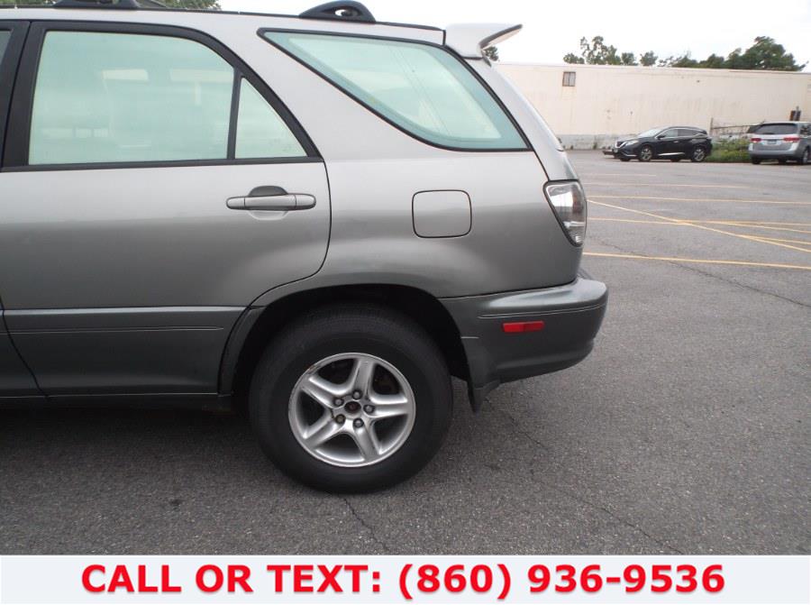 Used Lexus RX 300 4dr SUV 4WD 2002 | Lee Motors Sales Inc. Hartford, Connecticut Used Lexus RX 300 4dr SUV 4WD 2002 | Lee Motors Sales Inc. Hartford, Connecticut