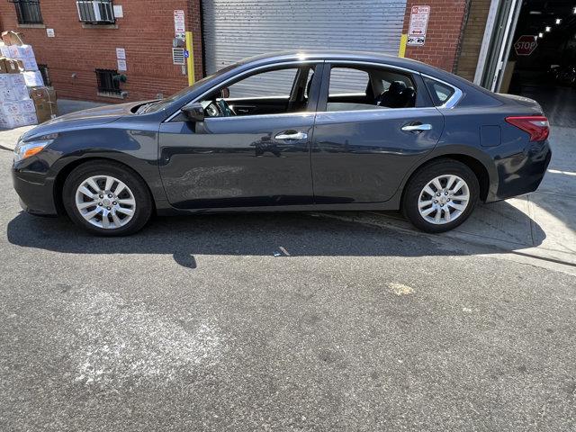 Used Nissan Altima 2.5 S 2018 | NY Luxury Motors. Elmont, New York Used Nissan Altima 2.5 S 2018 | NY Luxury Motors. Elmont, New York