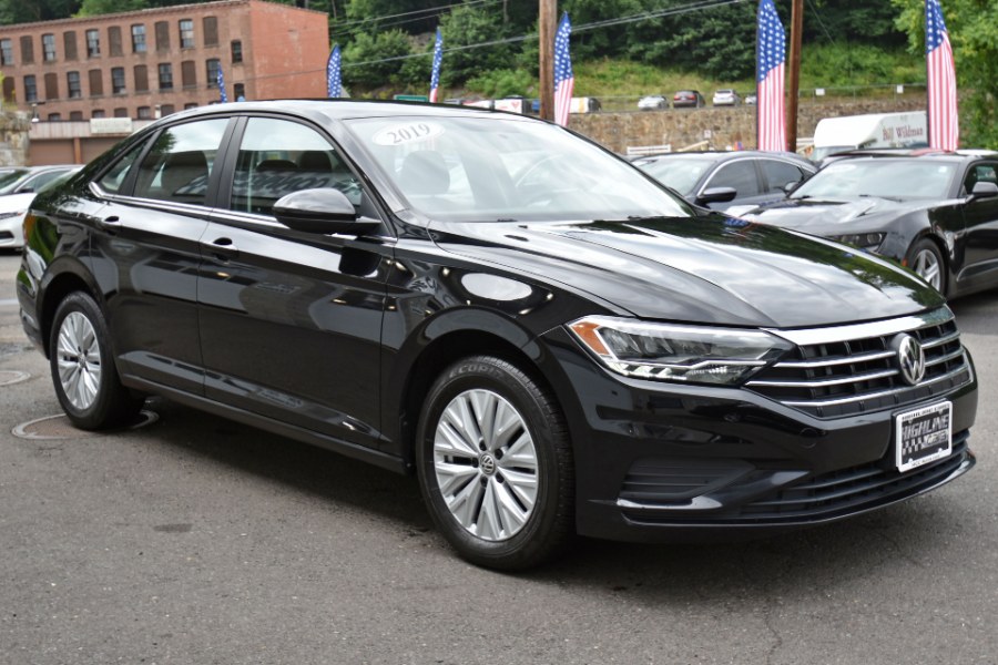 Used Volkswagen Jetta SE Auto w/SULEV 2019 | Highline Car Connection. Waterbury, Connecticut Used Volkswagen Jetta SE Auto w/SULEV 2019 | Highline Car Connection. Waterbury, Connecticut