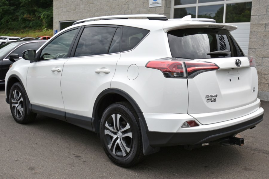 Used Toyota RAV4 AWD 4dr LE 2016 | Highline Car Connection. Waterbury, Connecticut Used Toyota RAV4 AWD 4dr LE 2016 | Highline Car Connection. Waterbury, Connecticut