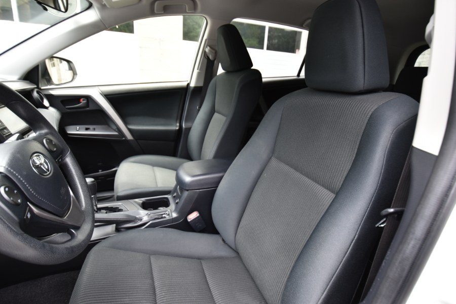 Used Toyota RAV4 AWD 4dr LE 2016 | Highline Car Connection. Waterbury, Connecticut Used Toyota RAV4 AWD 4dr LE 2016 | Highline Car Connection. Waterbury, Connecticut