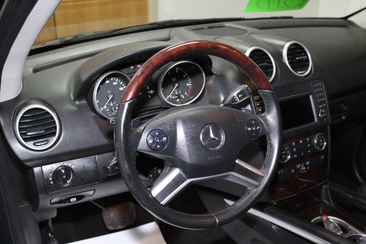 Used Mercedes-Benz M-Class 4MATIC 4dr ML 350 2011 | New England Auto Sales LLC. Plainville, Connecticut Used Mercedes-Benz M-Class 4MATIC 4dr ML 350 2011 | New England Auto Sales LLC. Plainville, Connecticut