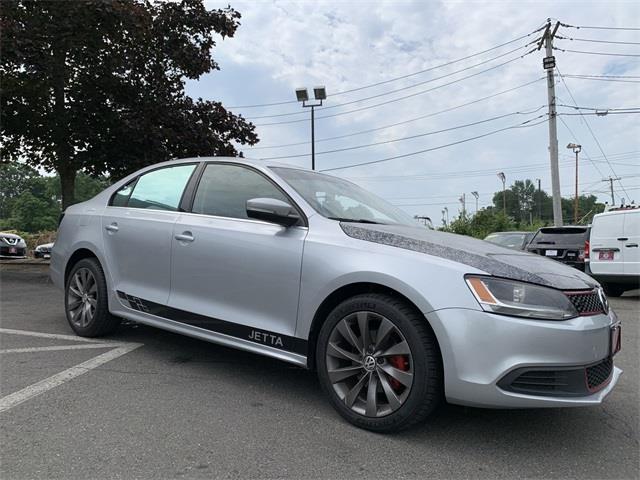 2014 Volkswagen Jetta 1.8T SE, available for sale in Stratford, Connecticut | Wiz Leasing Inc. Stratford, Connecticut 2014 Volkswagen Jetta 1.8T SE, available for sale in Stratford, Connecticut | Wiz Leasing Inc. Stratford, Connecticut