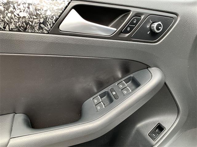2014 Volkswagen Jetta 1.8T SE, available for sale in Stratford, Connecticut | Wiz Leasing Inc. Stratford, Connecticut 2014 Volkswagen Jetta 1.8T SE, available for sale in Stratford, Connecticut | Wiz Leasing Inc. Stratford, Connecticut