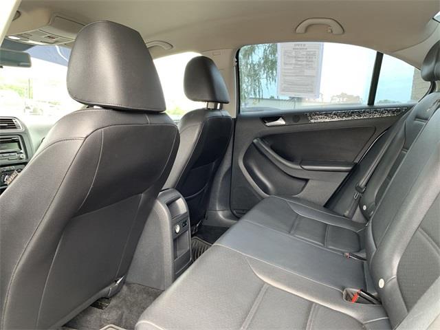 2014 Volkswagen Jetta 1.8T SE, available for sale in Stratford, Connecticut | Wiz Leasing Inc. Stratford, Connecticut 2014 Volkswagen Jetta 1.8T SE, available for sale in Stratford, Connecticut | Wiz Leasing Inc. Stratford, Connecticut