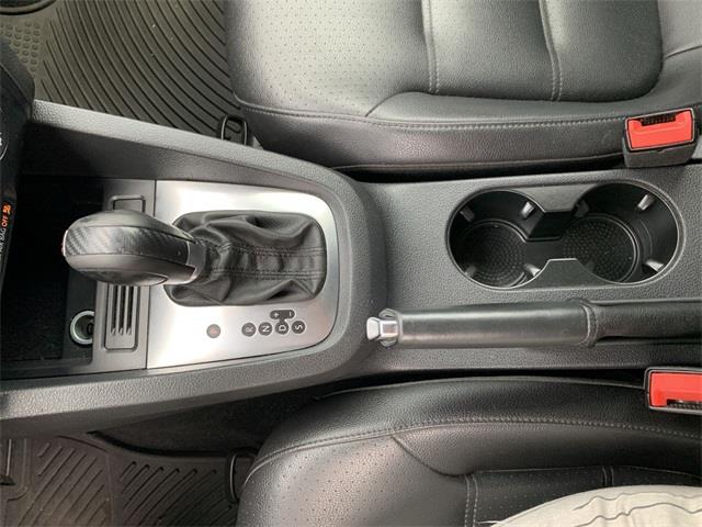 2014 Volkswagen Jetta 1.8T SE, available for sale in Stratford, Connecticut | Wiz Leasing Inc. Stratford, Connecticut 2014 Volkswagen Jetta 1.8T SE, available for sale in Stratford, Connecticut | Wiz Leasing Inc. Stratford, Connecticut