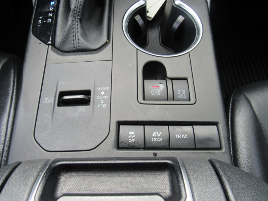 Used Toyota Highlander Hybrid XLE 2021 | Hilario's Auto Sales Inc.. Worcester, Massachusetts Used Toyota Highlander Hybrid XLE 2021 | Hilario's Auto Sales Inc.. Worcester, Massachusetts