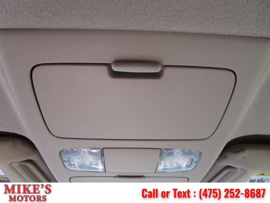 Used Toyota Tacoma Access 128" V6 Auto 4WD 2006 | Mike's Motors LLC. Stratford, Connecticut Used Toyota Tacoma Access 128" V6 Auto 4WD 2006 | Mike's Motors LLC. Stratford, Connecticut
