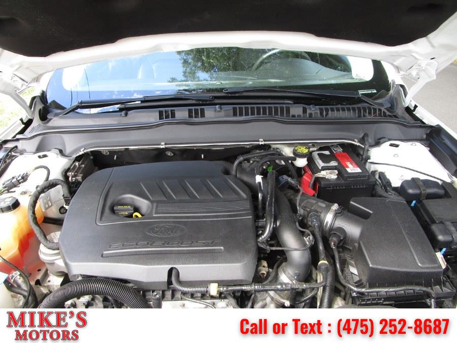 2016 Ford Fusion 4dr Sdn SE FWD, available for sale in Stratford, Connecticut | Mike's Motors LLC. Stratford, Connecticut 2016 Ford Fusion 4dr Sdn SE FWD, available for sale in Stratford, Connecticut | Mike's Motors LLC. Stratford, Connecticut