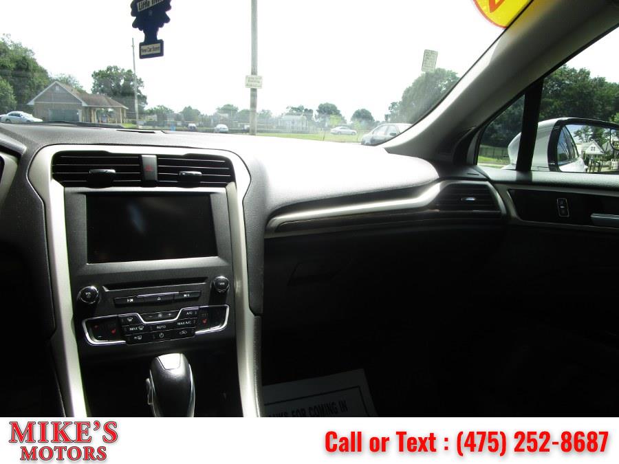 2016 Ford Fusion 4dr Sdn SE FWD, available for sale in Stratford, Connecticut | Mike's Motors LLC. Stratford, Connecticut 2016 Ford Fusion 4dr Sdn SE FWD, available for sale in Stratford, Connecticut | Mike's Motors LLC. Stratford, Connecticut