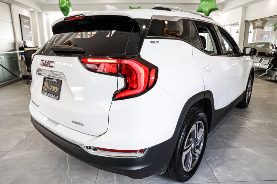 Used GMC Terrain AWD 4dr SLT 2020 | Luxury Motor Club. Franklin Square, New York Used GMC Terrain AWD 4dr SLT 2020 | Luxury Motor Club. Franklin Square, New York