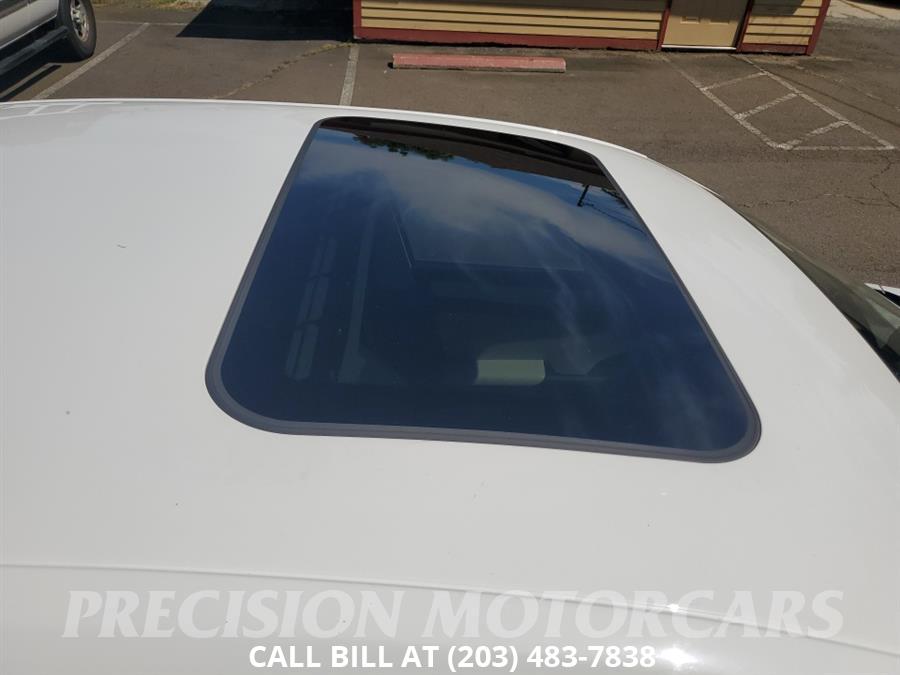 Used Volkswagen Jetta Sedan 4dr Auto SE w/Convenience/Sunroof PZEV *Ltd Avail* 2013 | Precision Motor Cars LLC. Branford, Connecticut Used Volkswagen Jetta Sedan 4dr Auto SE w/Convenience/Sunroof PZEV *Ltd Avail* 2013 | Precision Motor Cars LLC. Branford, Connecticut