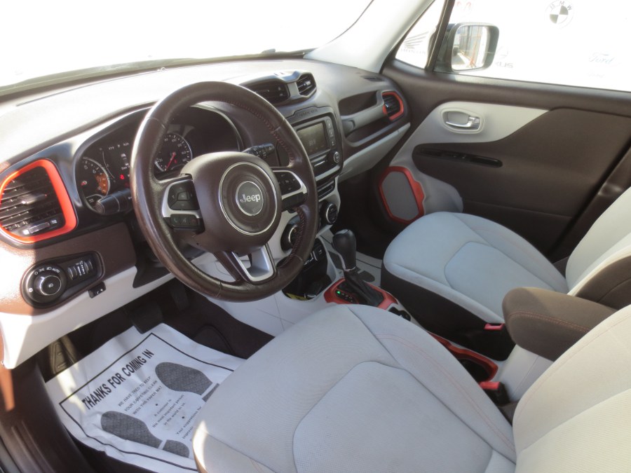 2015 Jeep Renegade FWD 4dr Latitude, available for sale in Santa Ana, California | Auto Max Of Santa Ana. Santa Ana, California 2015 Jeep Renegade FWD 4dr Latitude, available for sale in Santa Ana, California | Auto Max Of Santa Ana. Santa Ana, California
