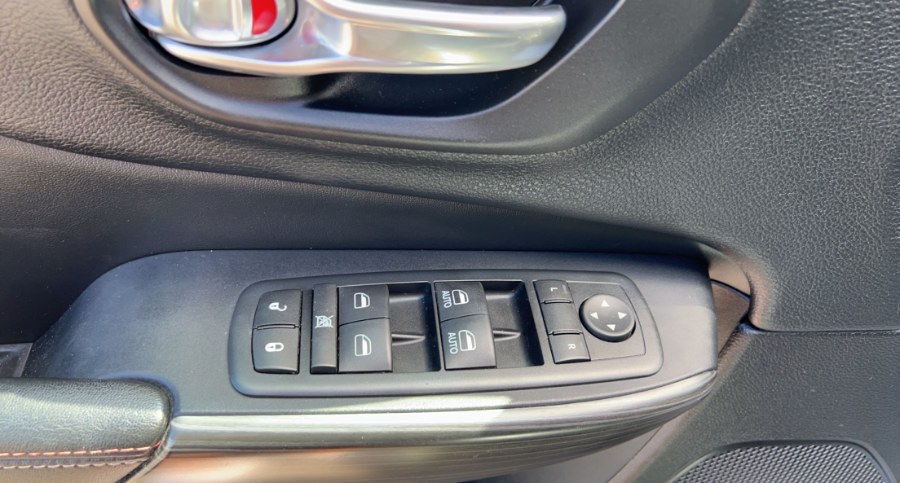 Used Jeep Cherokee Latitude 75 year Anniversary 4x4 2017 | West End Automotive Center. Waterbury, Connecticut Used Jeep Cherokee Latitude 75 year Anniversary 4x4 2017 | West End Automotive Center. Waterbury, Connecticut
