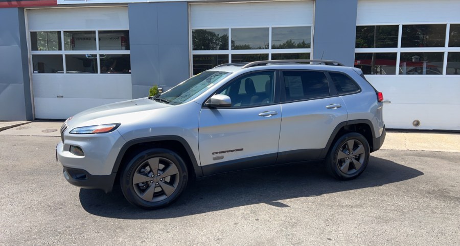 Used Jeep Cherokee Latitude 75 year Anniversary 4x4 2017 | West End Automotive Center. Waterbury, Connecticut Used Jeep Cherokee Latitude 75 year Anniversary 4x4 2017 | West End Automotive Center. Waterbury, Connecticut