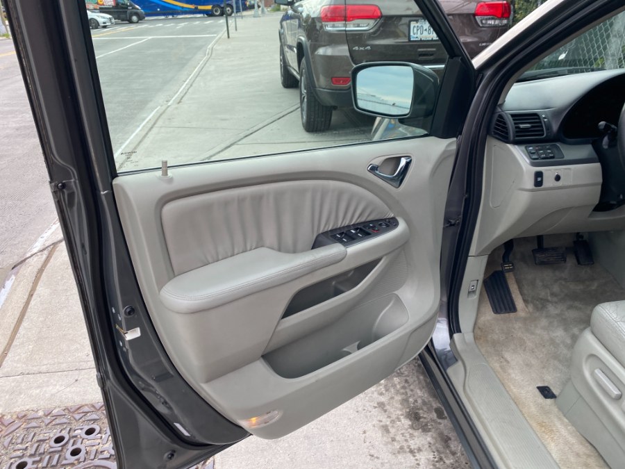 2007 Honda Odyssey 5dr EX-L w/RES & Navi, available for sale in Middle Village, New York | Middle Village Motors . Middle Village, New York 2007 Honda Odyssey 5dr EX-L w/RES & Navi, available for sale in Middle Village, New York | Middle Village Motors . Middle Village, New York