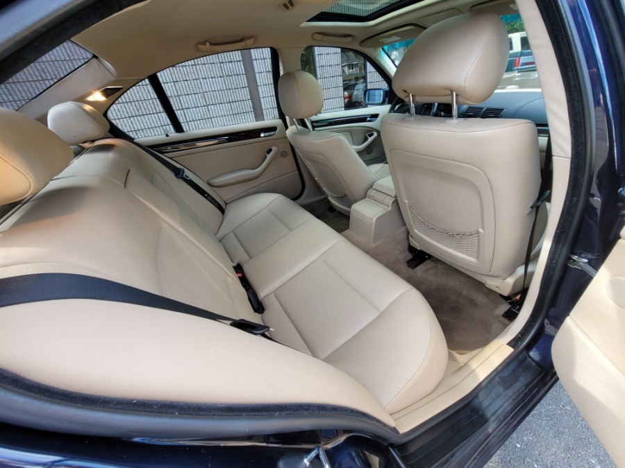 Used BMW 3 Series 325xi 4dr Sdn AWD 2002 | Dealmax Motors LLC. Bristol, Connecticut Used BMW 3 Series 325xi 4dr Sdn AWD 2002 | Dealmax Motors LLC. Bristol, Connecticut