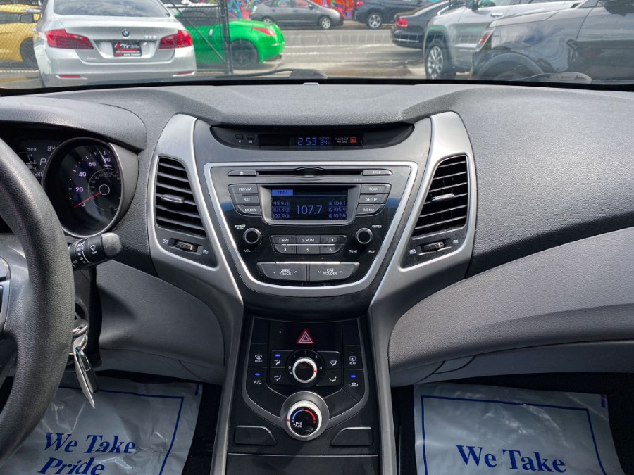 Used Hyundai Elantra 4dr Sdn Auto SE (Alabama Plant) 2014 | RT Auto Center LLC. Newark, New Jersey Used Hyundai Elantra 4dr Sdn Auto SE (Alabama Plant) 2014 | RT Auto Center LLC. Newark, New Jersey