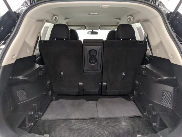 Used Nissan Rogue S AWD w/ rearCam 2017 | Car Revolution. Maple Shade, New Jersey Used Nissan Rogue S AWD w/ rearCam 2017 | Car Revolution. Maple Shade, New Jersey