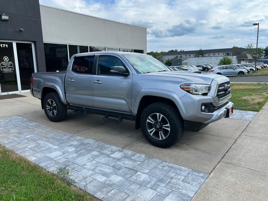 Used Toyota Tacoma TRD Sport Double Cab 5'' Bed V6 4x4 AT (Natl) 2017 | House of Cars CT. Meriden, Connecticut