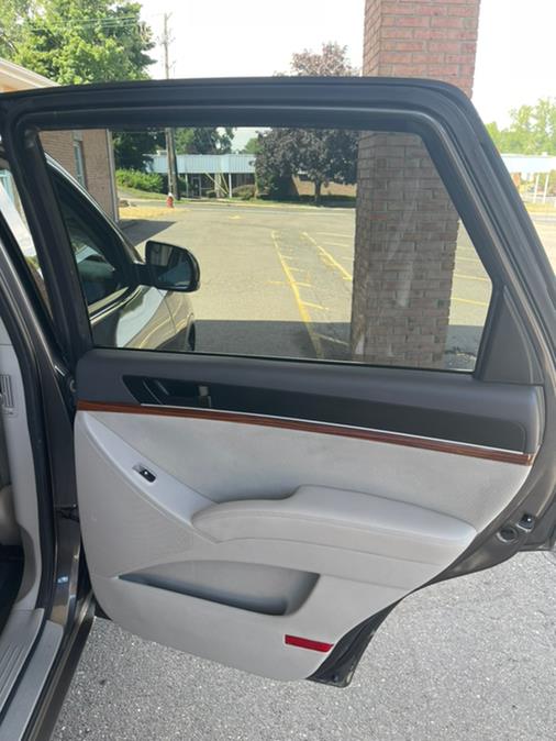 Used Hyundai Veracruz AWD 4dr GLS 2010 | Supreme Automotive. New Britain, Connecticut Used Hyundai Veracruz AWD 4dr GLS 2010 | Supreme Automotive. New Britain, Connecticut