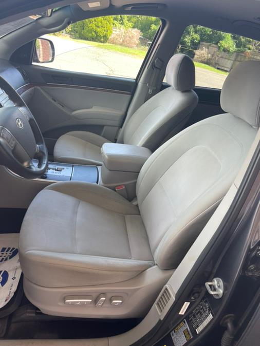 Used Hyundai Veracruz AWD 4dr GLS 2010 | Supreme Automotive. New Britain, Connecticut Used Hyundai Veracruz AWD 4dr GLS 2010 | Supreme Automotive. New Britain, Connecticut