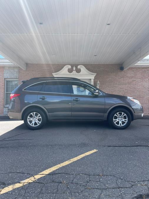 Used Hyundai Veracruz AWD 4dr GLS 2010 | Supreme Automotive. New Britain, Connecticut Used Hyundai Veracruz AWD 4dr GLS 2010 | Supreme Automotive. New Britain, Connecticut