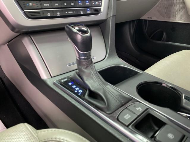 Used Hyundai Sonata 2.4L Limited 2016 | Queens Auto Mall. Richmond Hill, New York Used Hyundai Sonata 2.4L Limited 2016 | Queens Auto Mall. Richmond Hill, New York