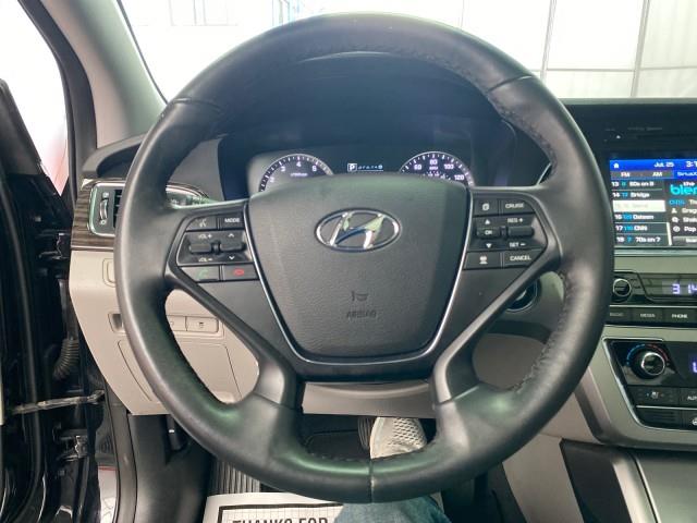 Used Hyundai Sonata 2.4L Limited 2016 | Queens Auto Mall. Richmond Hill, New York Used Hyundai Sonata 2.4L Limited 2016 | Queens Auto Mall. Richmond Hill, New York
