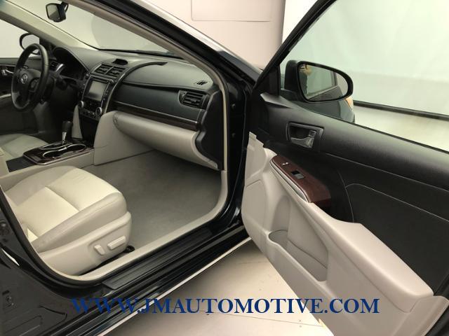 Used Toyota Camry 4dr Sdn I4 Auto XLE *Ltd Avail* 2014 | J&M Automotive Sls&Svc LLC. Naugatuck, Connecticut Used Toyota Camry 4dr Sdn I4 Auto XLE *Ltd Avail* 2014 | J&M Automotive Sls&Svc LLC. Naugatuck, Connecticut