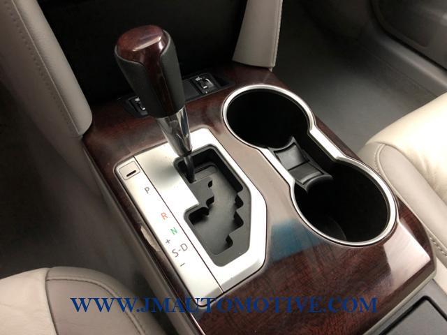 Used Toyota Camry 4dr Sdn I4 Auto XLE *Ltd Avail* 2014 | J&M Automotive Sls&Svc LLC. Naugatuck, Connecticut Used Toyota Camry 4dr Sdn I4 Auto XLE *Ltd Avail* 2014 | J&M Automotive Sls&Svc LLC. Naugatuck, Connecticut
